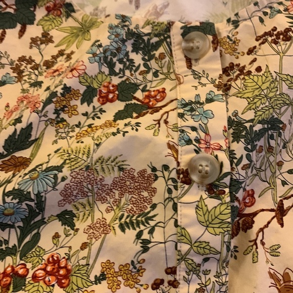 **SOLD** Meadows - Sage Top - Picture 6 of 8